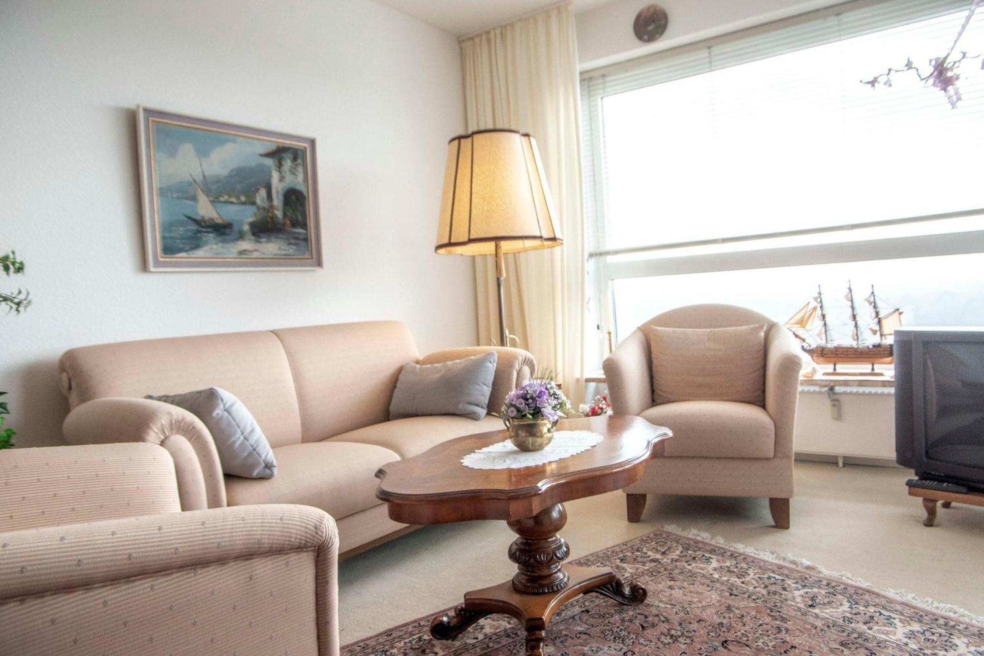 Strandnahe-ferienwohnung-fb12-01 Apartment